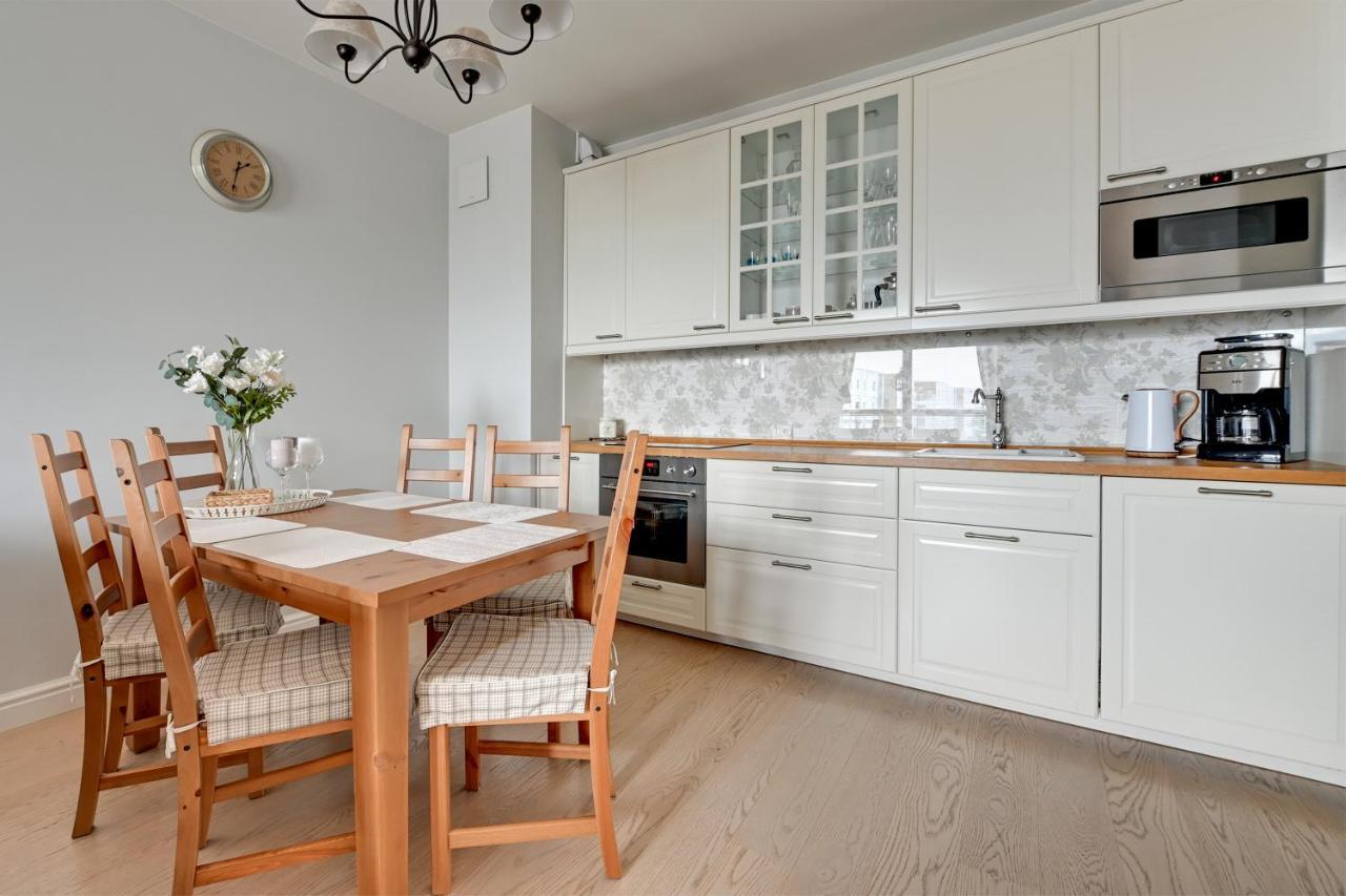 Apartments Riva - Nadmorski Dwor Premium Gdansk Luaran gambar